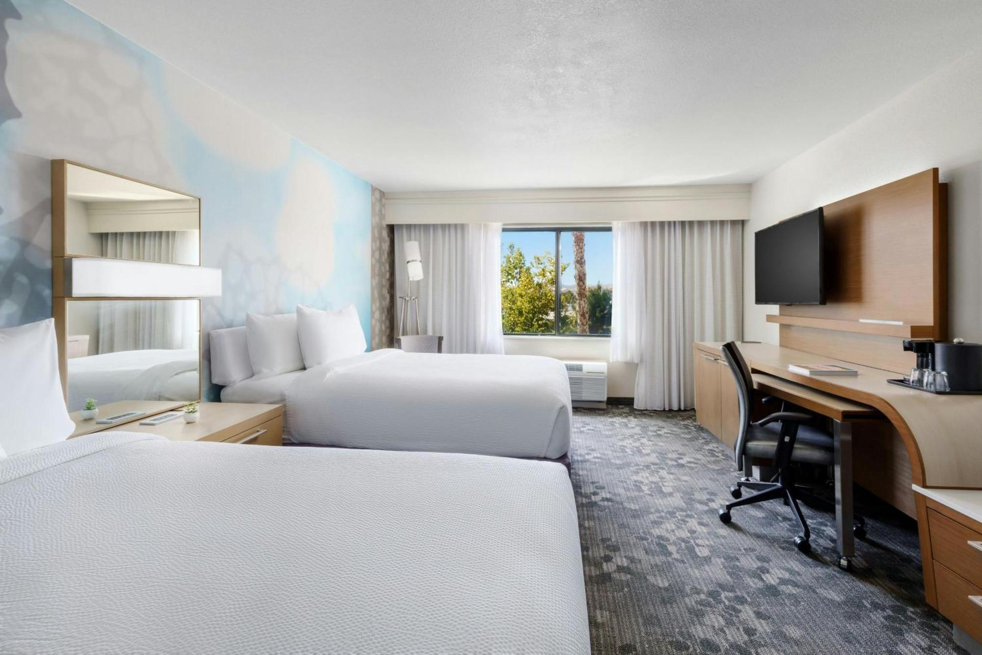 Hotel Courtyard By Marriott Palmdale Esterno foto