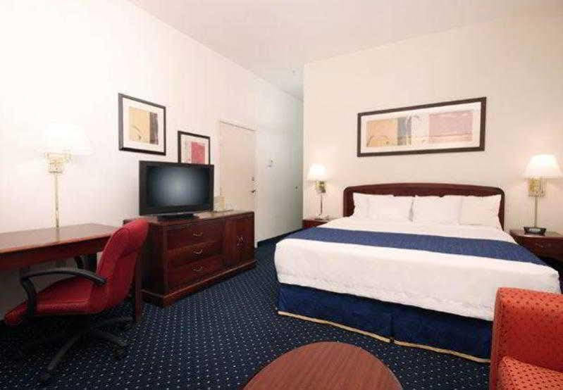 Hotel Courtyard By Marriott Palmdale Esterno foto
